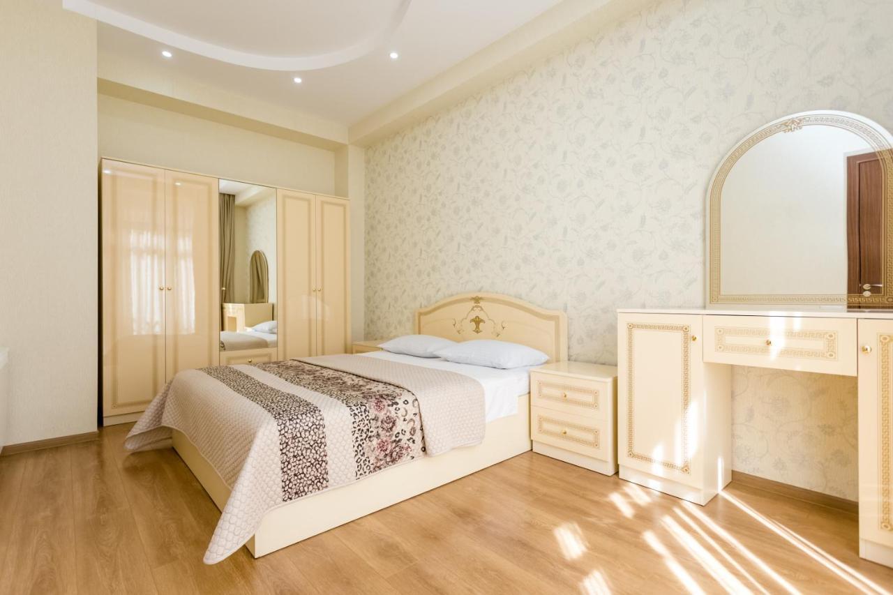 Tbilisi Two Bedroom Apartment ภายนอก รูปภาพ