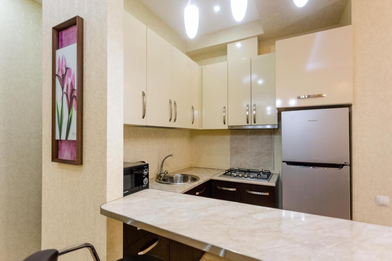 Tbilisi Two Bedroom Apartment ภายนอก รูปภาพ