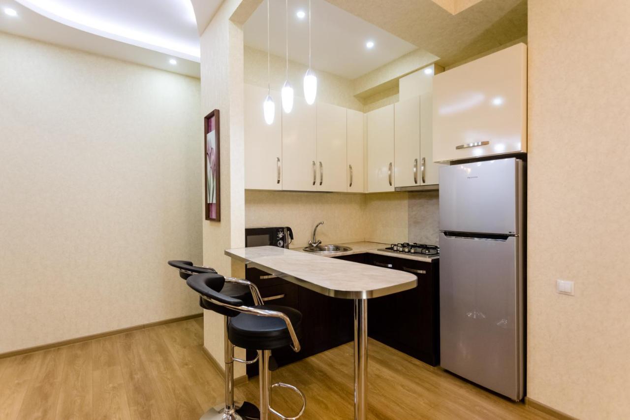 Tbilisi Two Bedroom Apartment ภายนอก รูปภาพ