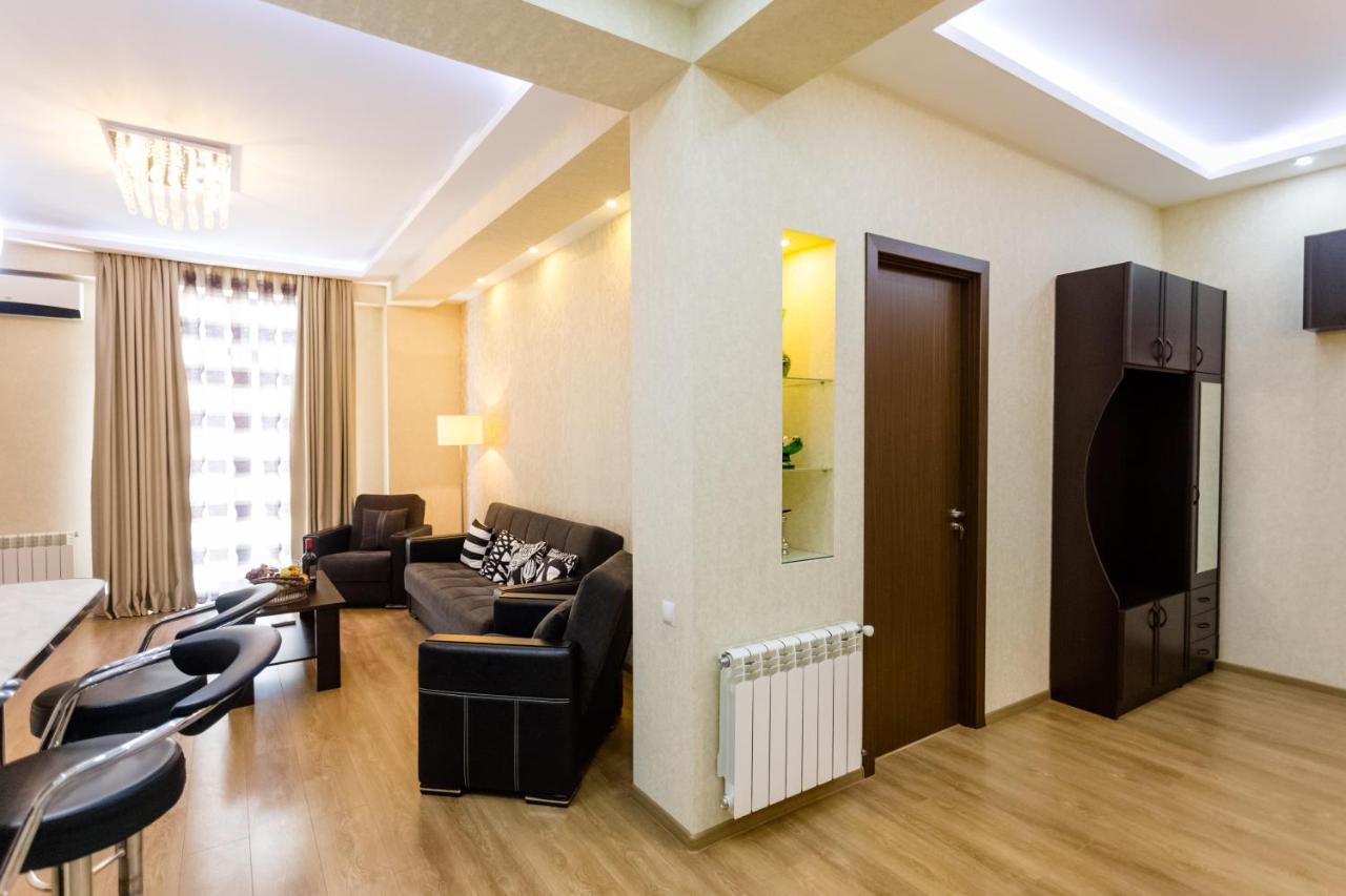 Tbilisi Two Bedroom Apartment ภายนอก รูปภาพ